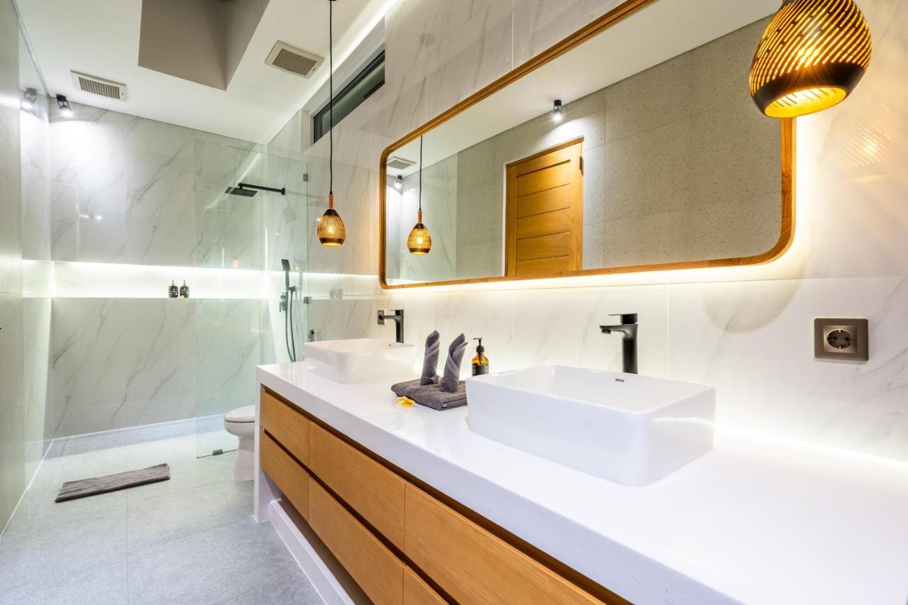 Casa Blanca Villa By Betterplace ウルワツ エクステリア 写真