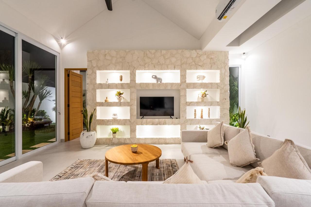 Casa Blanca Villa By Betterplace ウルワツ エクステリア 写真