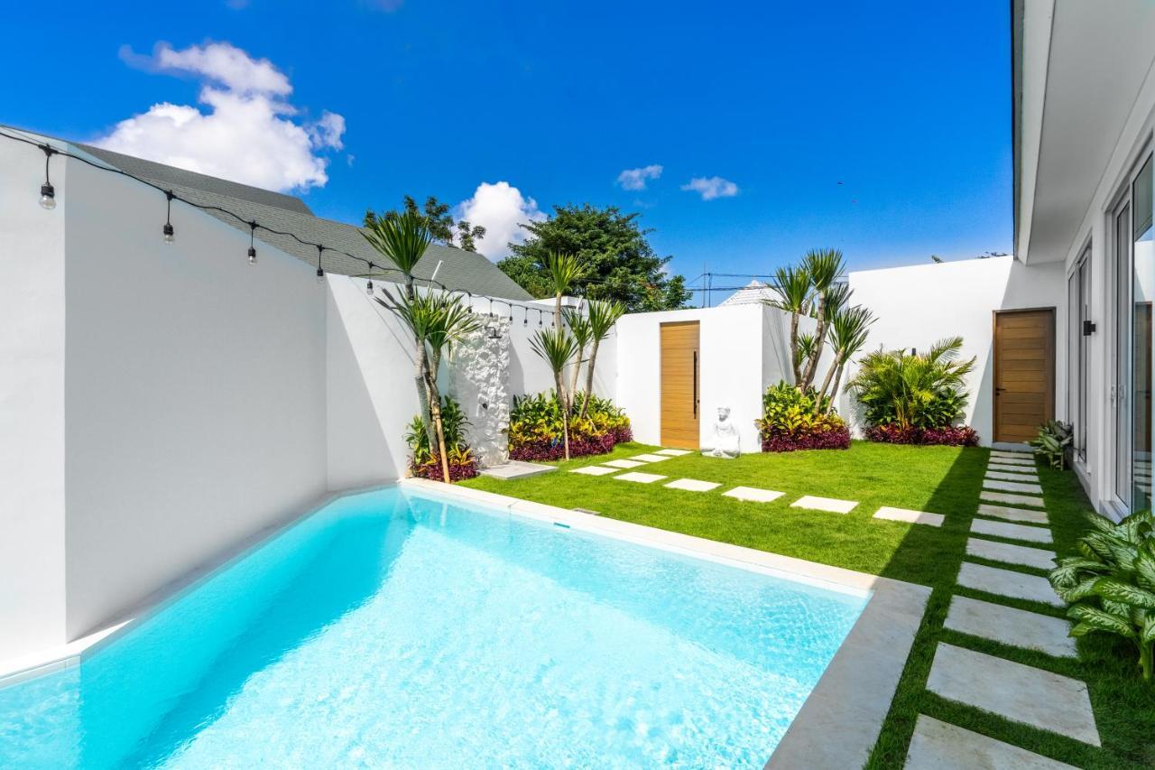 Casa Blanca Villa By Betterplace ウルワツ エクステリア 写真